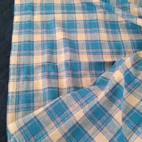 2 yds 60" wide tartan plaid wool fabric. Teal & tan base with purple stripe - Picture 10 of 11